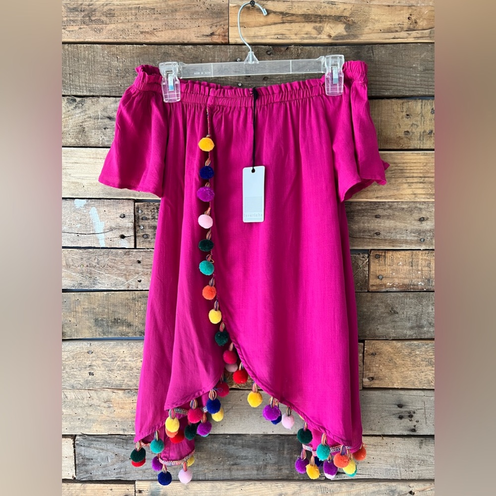 NWT Loveriche Off the Shoulder tassel shirt